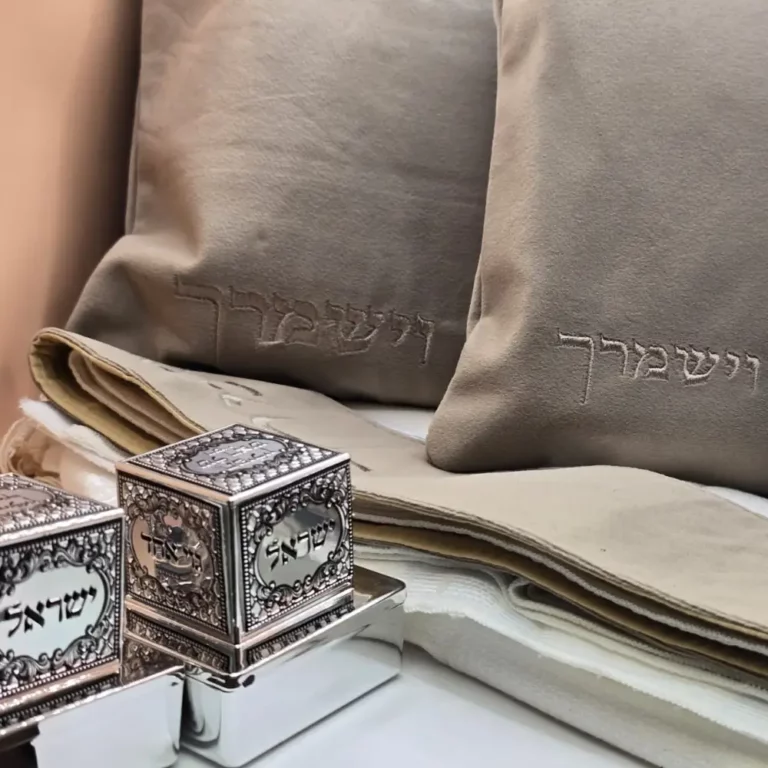 סט מהודר לתפילין דגם גולד 005