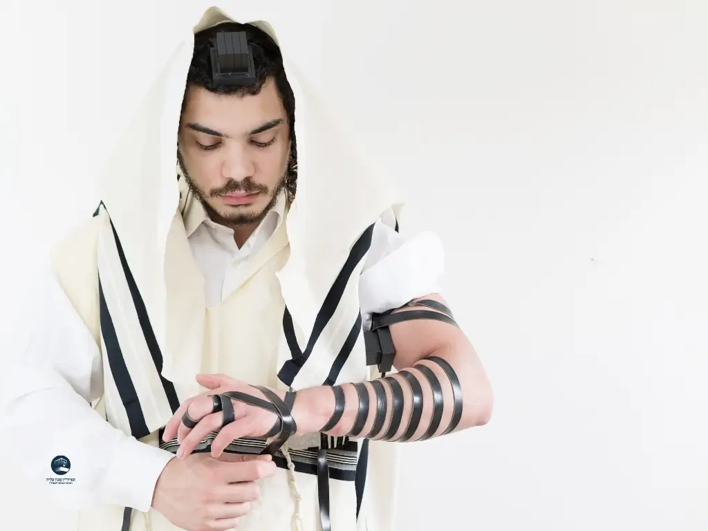 ההבדל בין טלית לתפילין