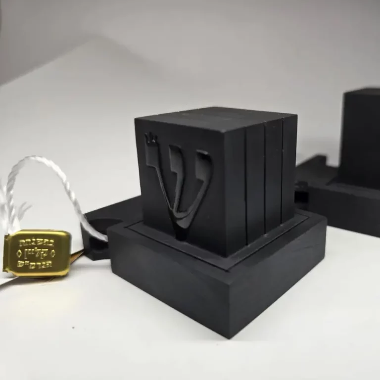 תפילין מקשה אחת ותווית קליין