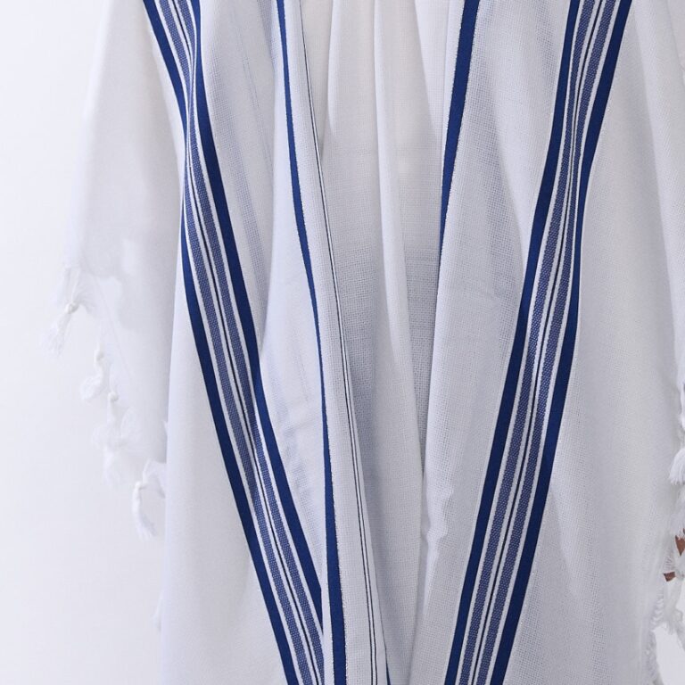premium-wool-tallit-melange-blu