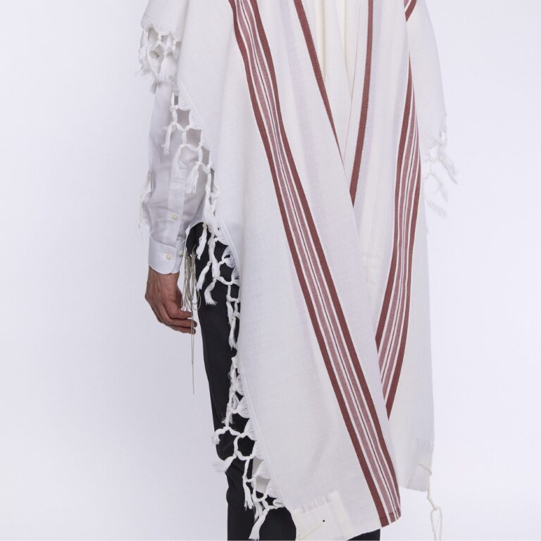 premium-wool-tallit-melange-burgundy.jpg4