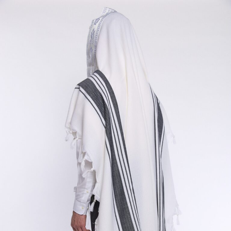 טלית פרימיום מצמר