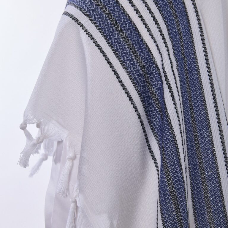 טלית פרימיום מצמר