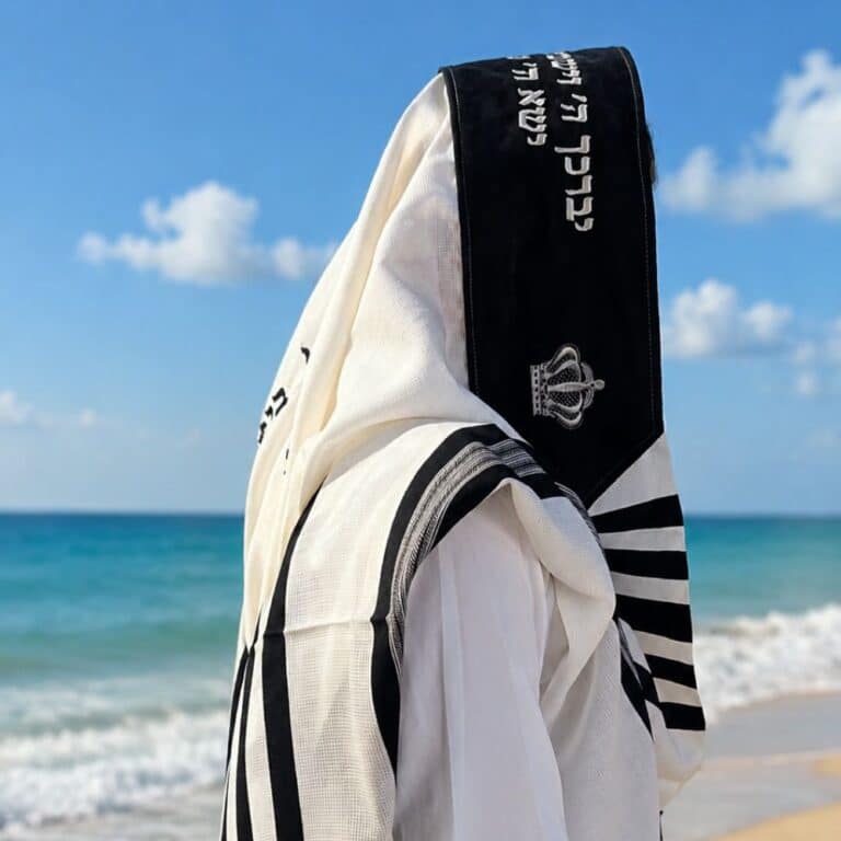 tallit-haesh-sheli-black-diamond-side
